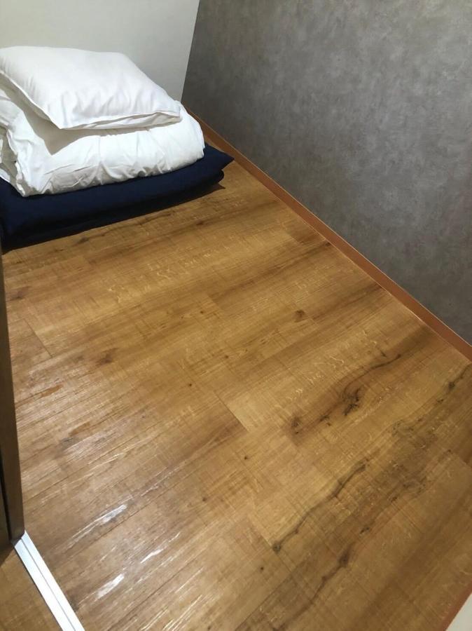 Ferienwohnung Oyado Gorilla Annex Ōsaka Exterior foto
